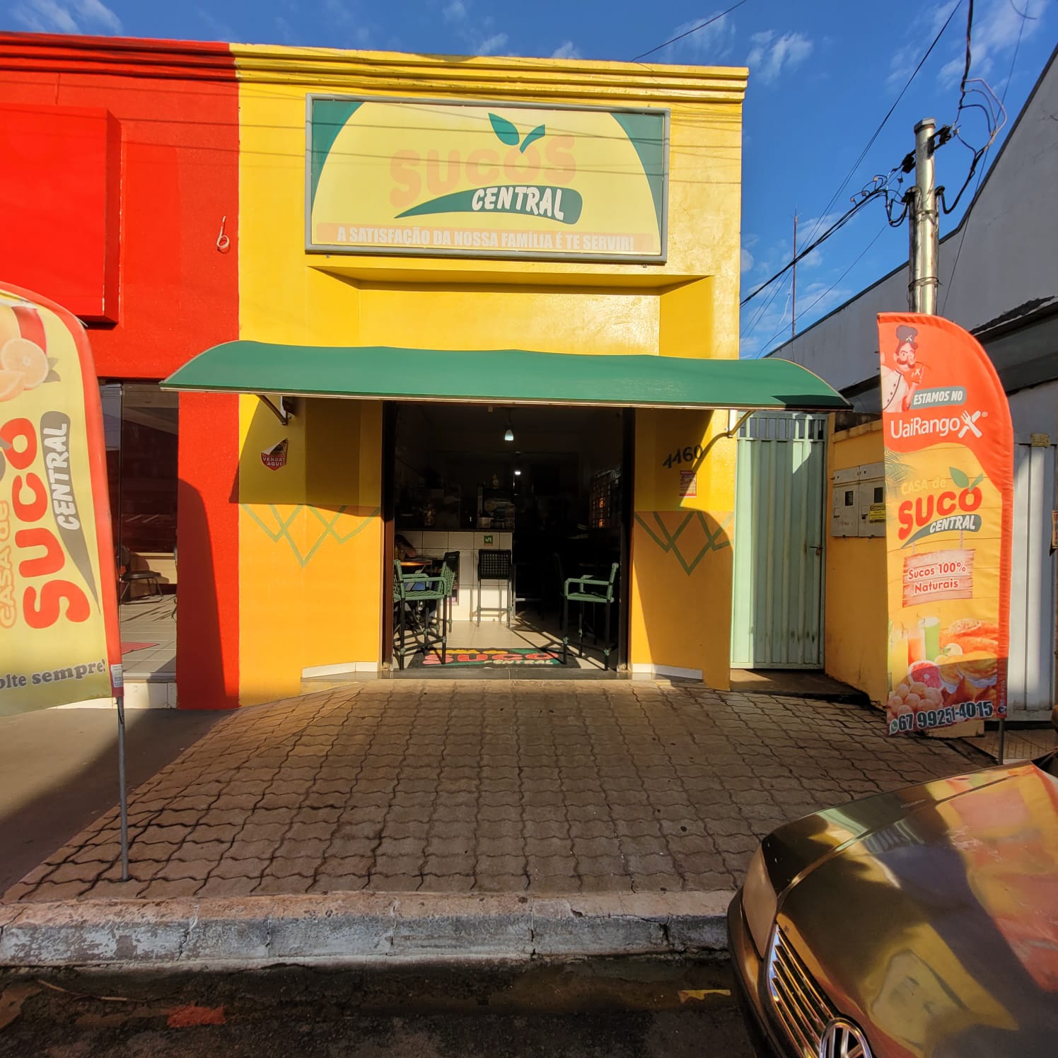  Casa de Suco e Cachorro Quente Central