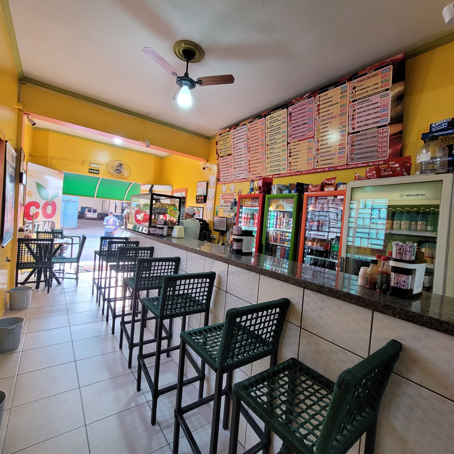  Casa de Suco e Cachorro Quente Central